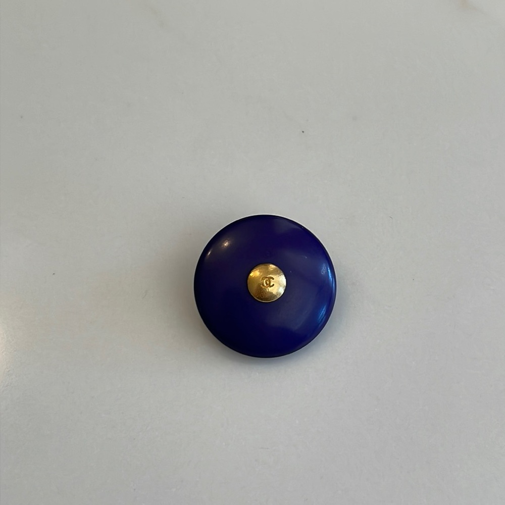 Chanel Indigo Round Shank Button w. gold circle CC at center